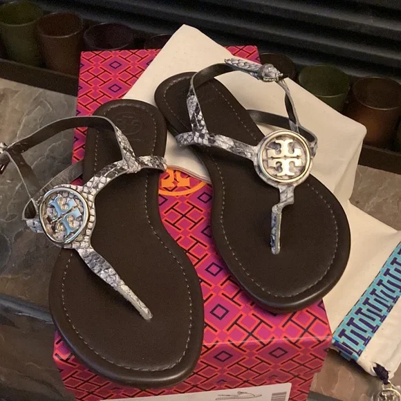 Tory Burch Roccia Sandal - Picture 2 of 5